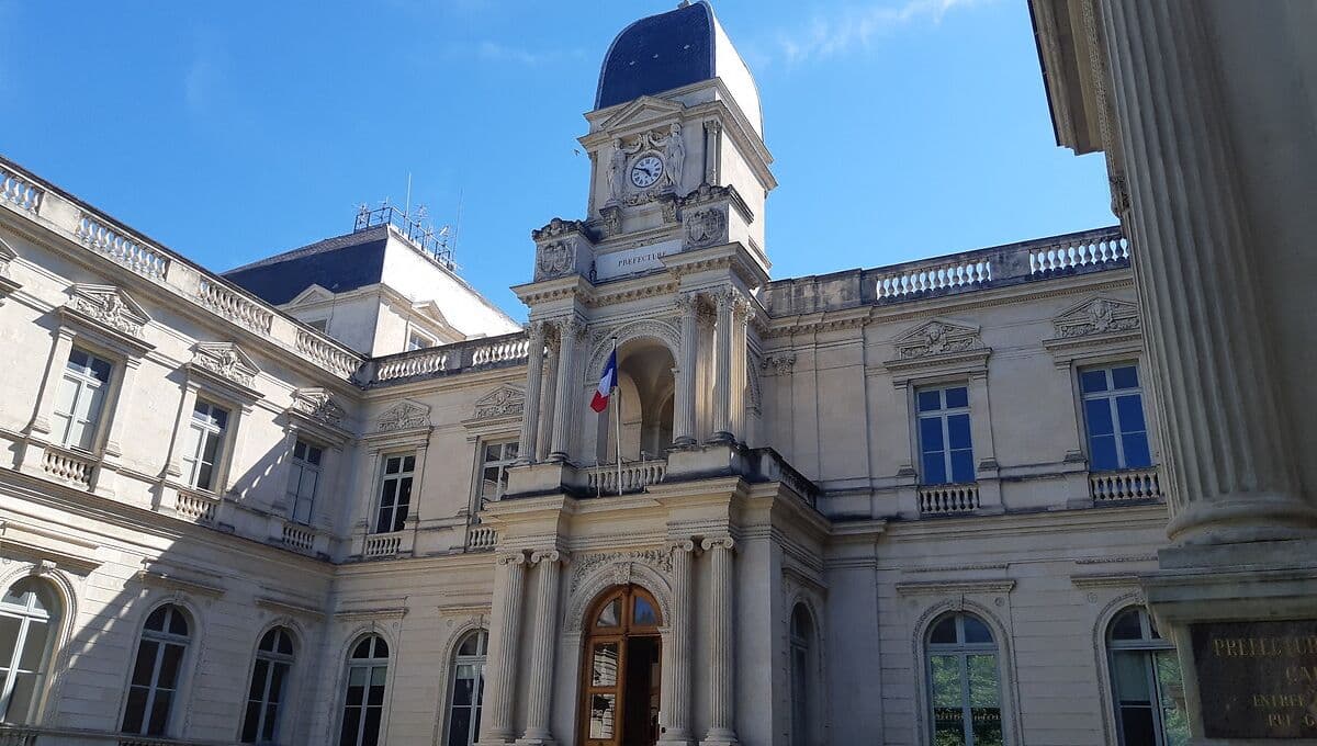 Rendez-vous préfecture Nimes 