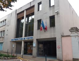 Sous-Préfecture de Vienne